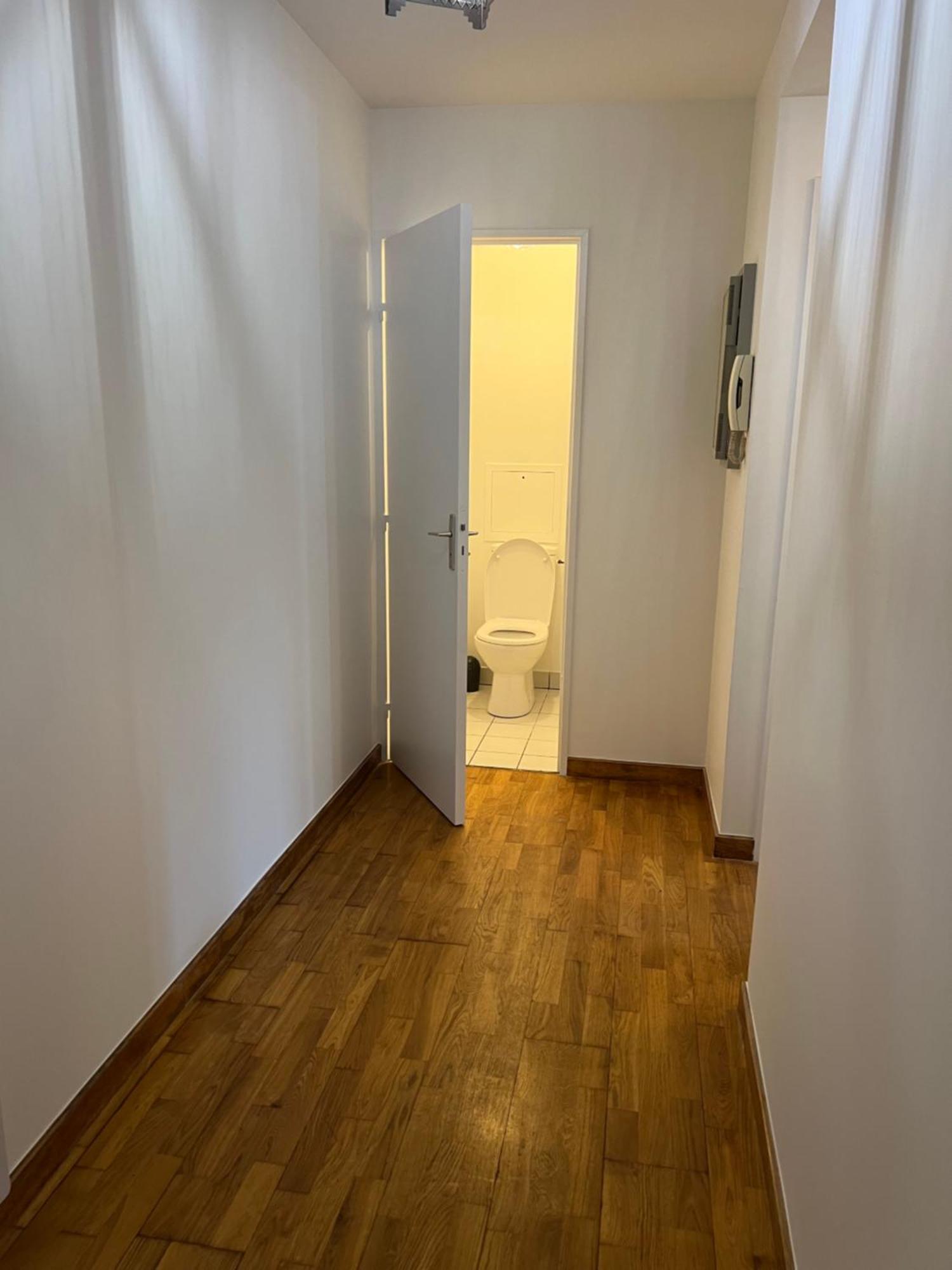 Appartement Standing Avec Jardin, 4 Personnes, Strategiquement Situe Mantes-la-Jolie Bagian luar foto